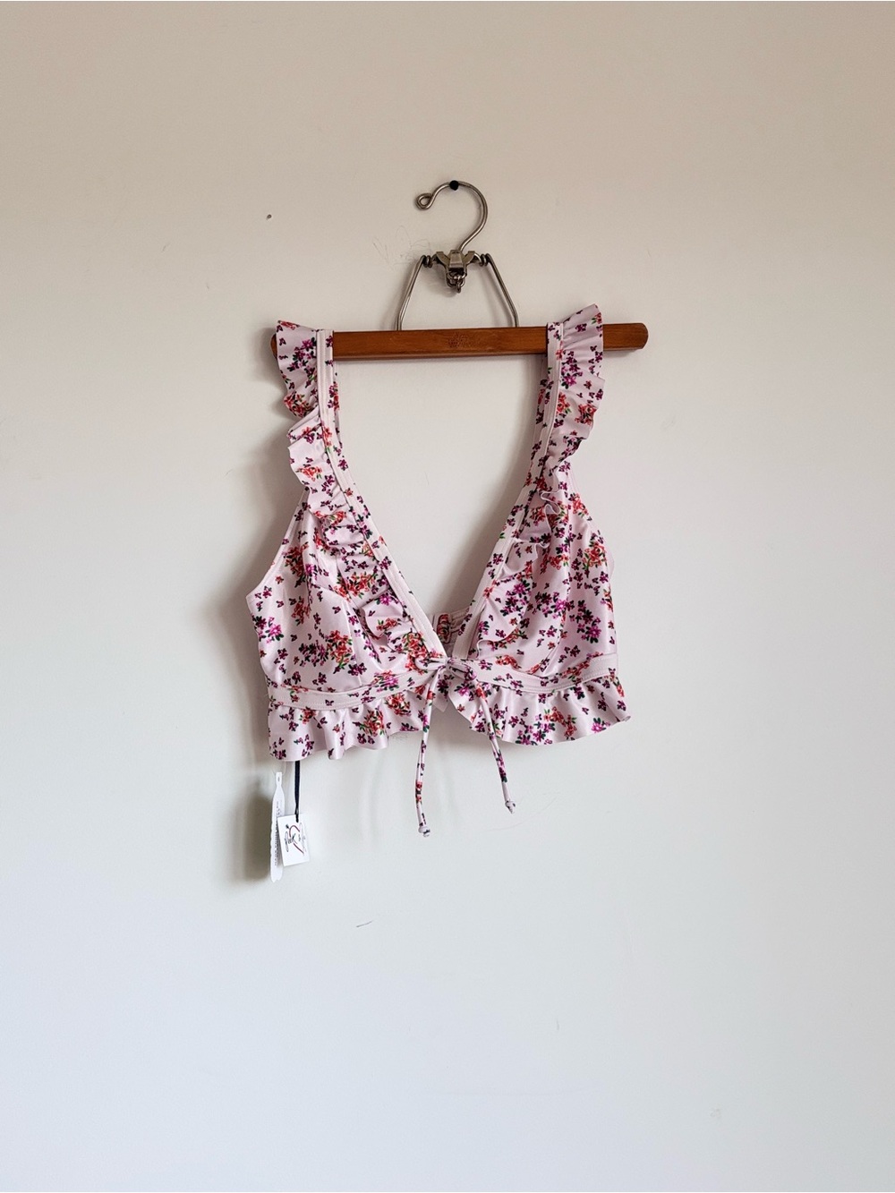 NWT Peek & Beau Floral Ruffle Bikini Top Size US 36DDD / 36F